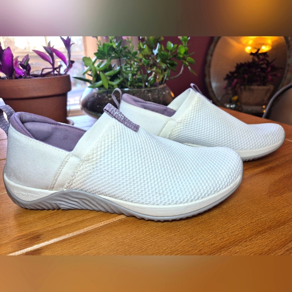 Ryka Women's Echo Knit Slip On Sneaker - SIZE 11 W‎